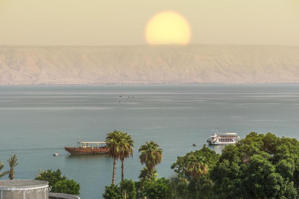 Luxury Apartment On The Lake Tiberias Exterior foto